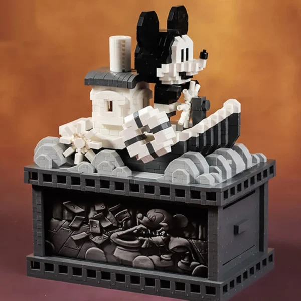 2814Pcs Mickey Mouse Diamond Building Blocks Retro Steamboat - Image 3