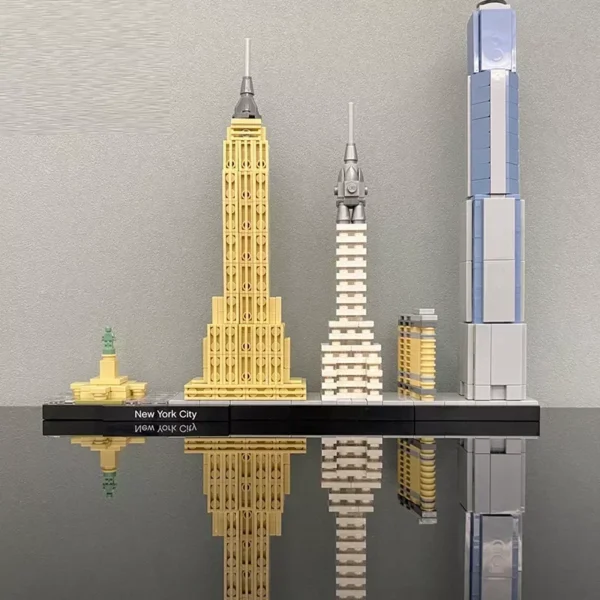 New York City 21028 Architecture Skyline Building Blocks - Image 3